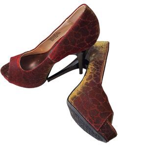 Chinese Laundry‎ Heels Iridescent Brocade 5" size 7 NWOT